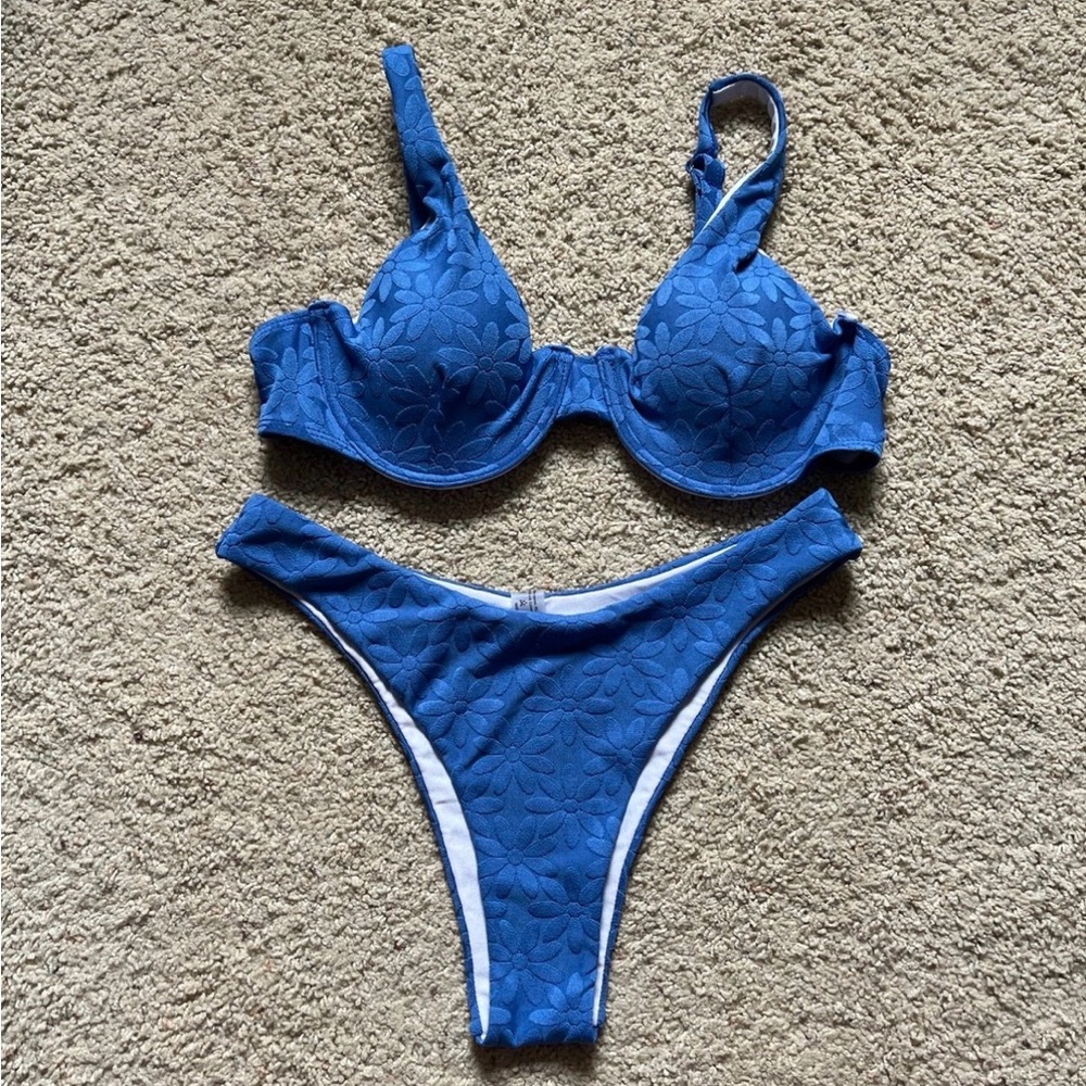 SHEIN Blue Floral Bikini Set